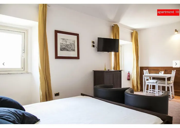 Apartamento M9 Pantheon Attic 10 *